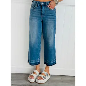 Judy Blue Completely Obsessed Tummy Control Wide Leg Crop Jeans (Reg. & Plus)