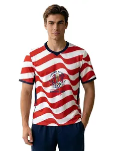 The 2026 football jersey features ultra-breathable and quick-drying fabric that keeps you dry all day, making it an essential item for every football fan! Top Man