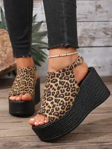 Women's Leopard Print Wedge Heel Sandals, Vintage American Style, Open Toe Buckle Strap, Thick Sole, Summer Casual Shoes, Elegant Classy Sandals