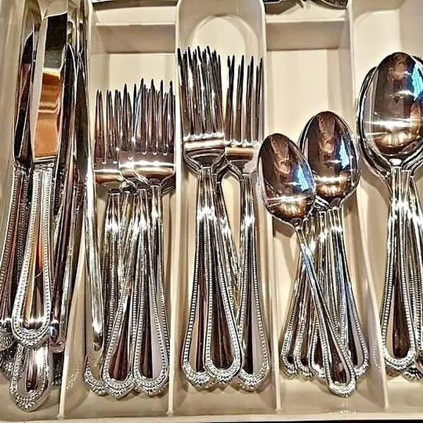 20 Piece Stainless Steel Flatware Set. 20 Piece Stainless Steel Flatware Set.