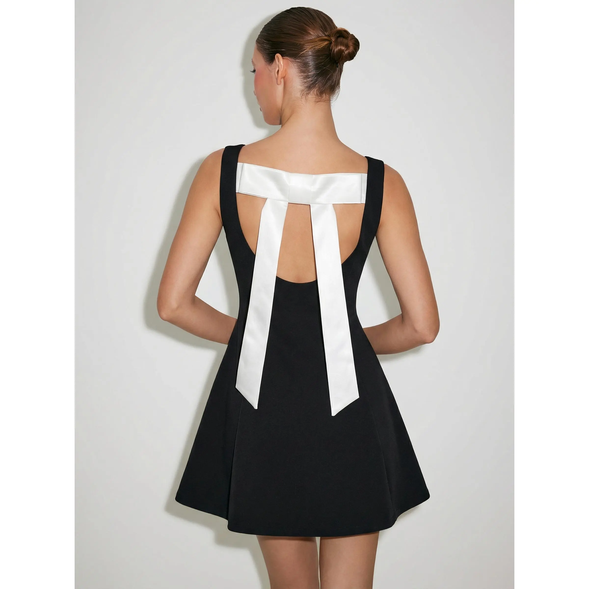 Cider High Rise Bowknot Backless A-line Mini Dress