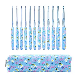 Ergonomic Crochet Hooks Set – 12 Sizes (2.0mm–8.0mm), Soft Grip Handles with Smooth Aluminum Needles, Portable Case, Comfortable Crochet Kit for Long-Time Crocheting & Arthritic Hands