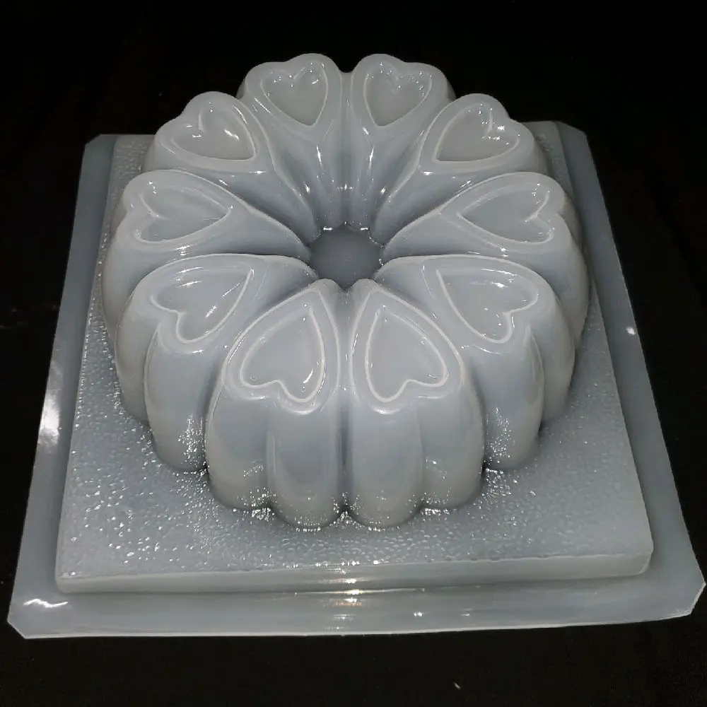 Plastic Hearts Mold