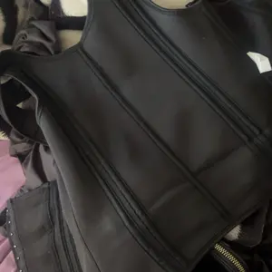 review image 0