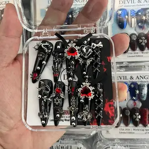 Fashionable hot girl wears removable nail stickers repeatedly