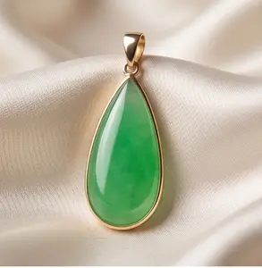 14k yellow gold Jade pendant -no chain