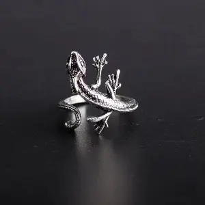 Lizard Open Ring – Vintage Gothic Adjustable Animal Ring for Men & Women