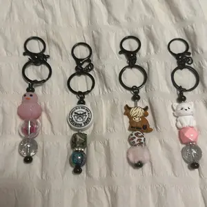 Office Stationery Supplies - Beaded Keychains for Keys