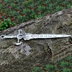 Retro Metallic Sword Pattern Hairclips, Vintage Boho Style Hair Accessories,Hair Clips,Hair Barrettes Claw Clips, School Stuff