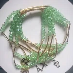 weekly for women, Semanario para mujer.