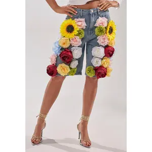 FLOWER POWER BERMUDA SHORT