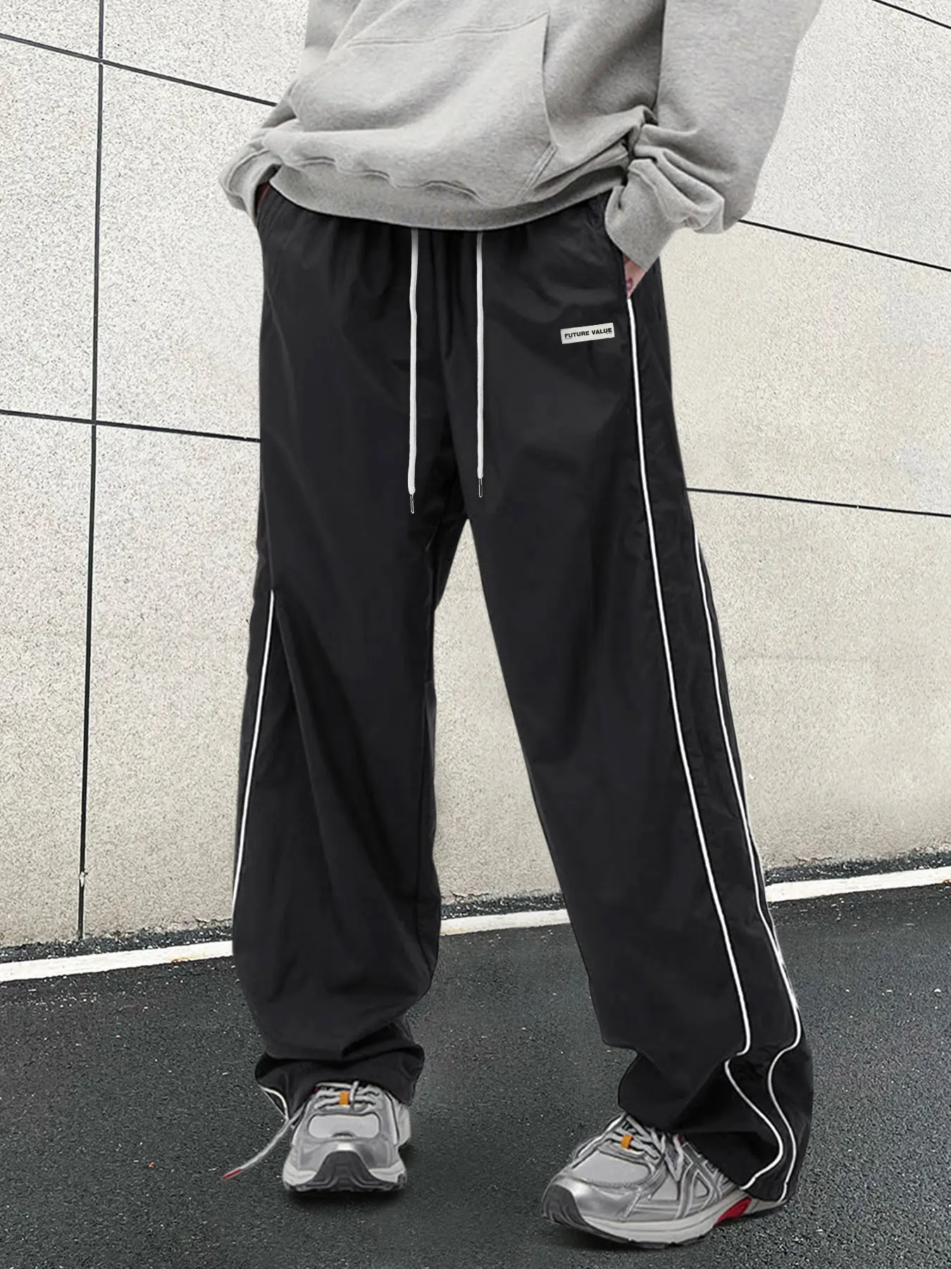 Unisex Regular Fit Side Stripe Drawstring Waist Athletic Activewear Fitness Pants, Casual Sports Bottoms, Drawstring Workout Pant, for Daily Wear, Gym Wear, All Seasons