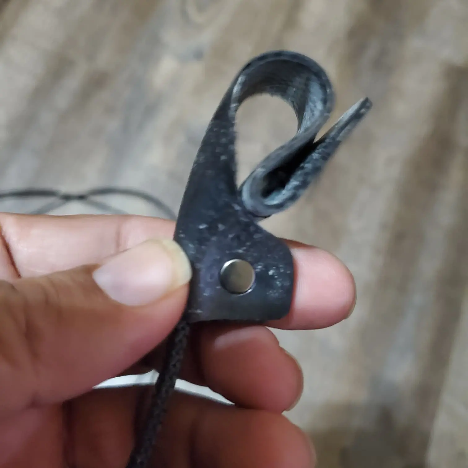 8FEET Nylon Cord SLIP Hitch on Nylon Cord Plain Ends for Roosters Gamebirds & Gamefowl Handling Durable Flexible Tool