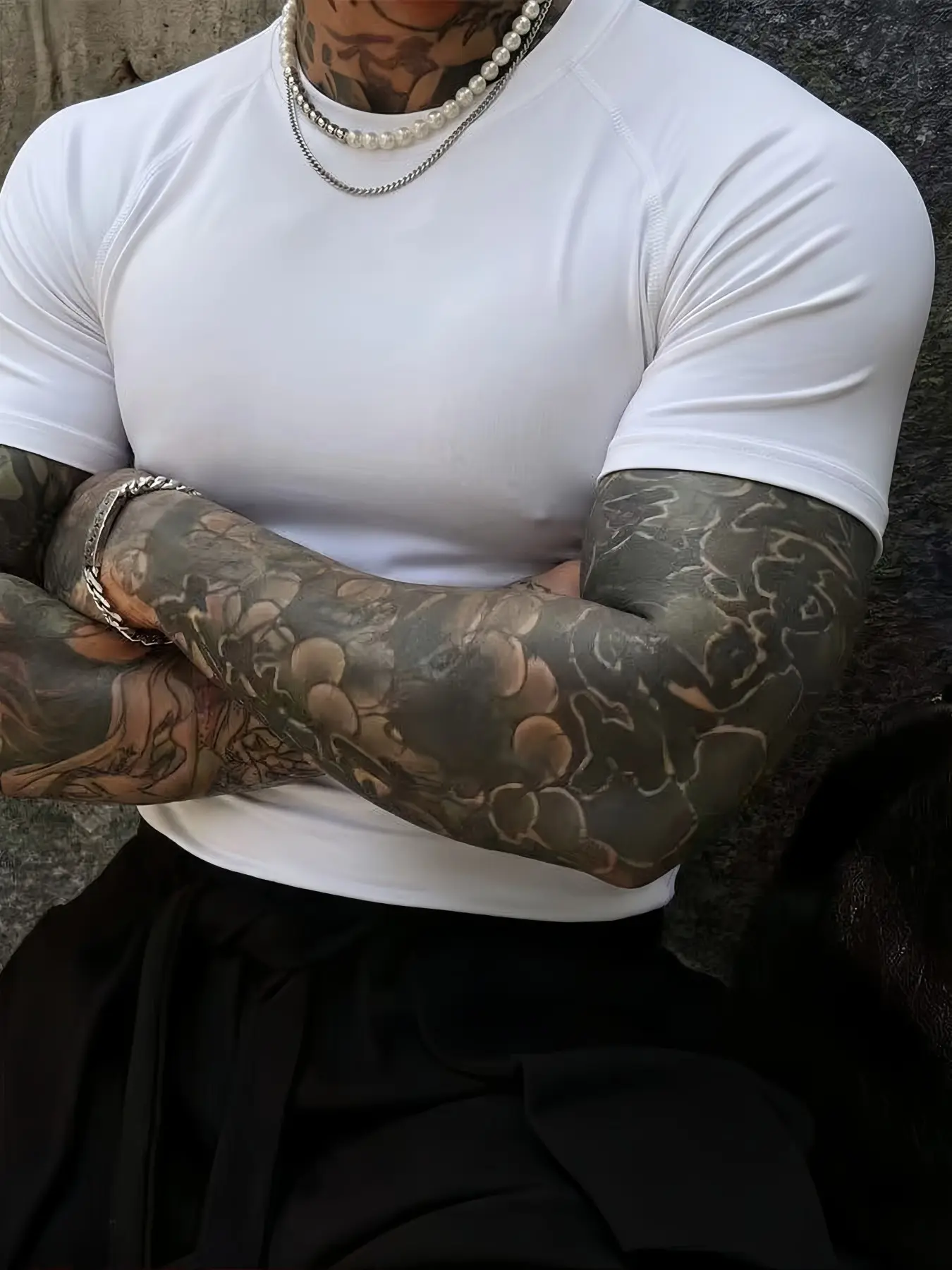 Men's Stretch Fitted Gym T-Shirt, Workout T Shirt, Fitness Clothes Tops, Short Sleeve, Solid Color Design, Shaping Sports Top, Ideal for Gym, Training, Casual Wear, Durable Elastic Fabric for Multiple Sports Scenarios