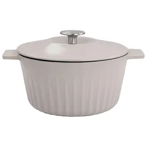 Martha Stewart 3-qt Cast Iron Embossed Dutch Oven w/ Lid