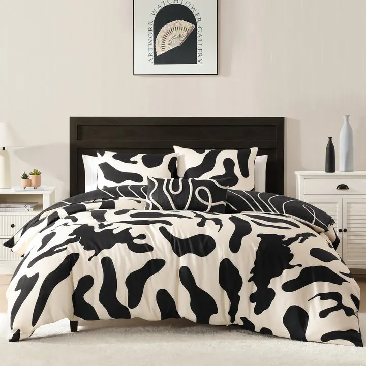 Black & White Reversible Luxury Comforter Set