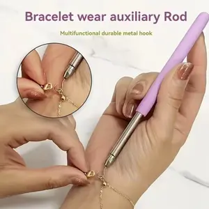 Hand Chain Jewelry Aid Tool, Foot Bracelet Hand Chain Helper, 3 Second Quick Fit Bracelet Buckle Assistant, Wrist Band Fine Wear Assist Hook, Durable, Quick Attachment, Metal