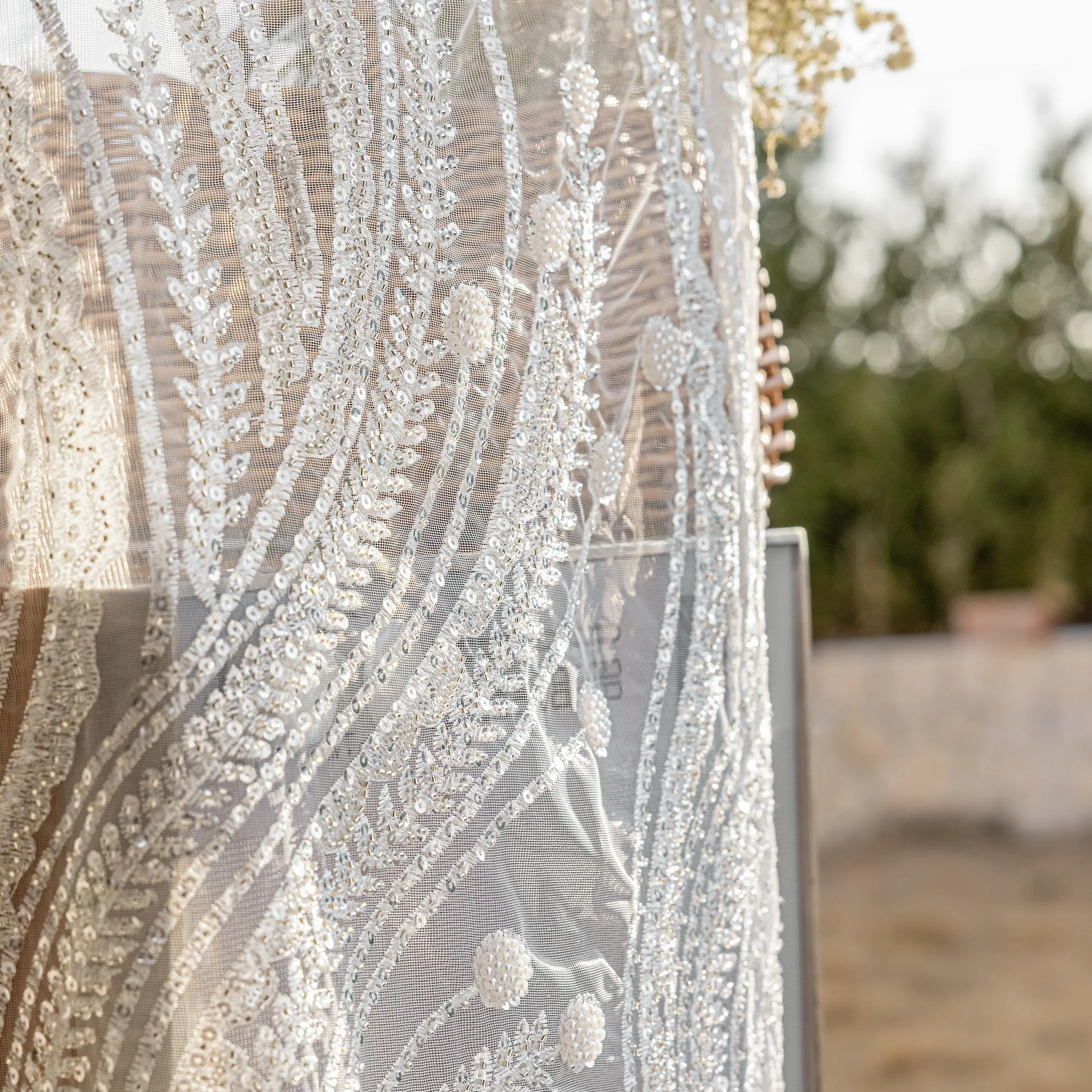 European Style Rhinestone Decor Lace Curtain, Luxury Beaded Curtain, Breathable Mesh Curtain for Home Living Room Bedroom Decor, Window Curtain