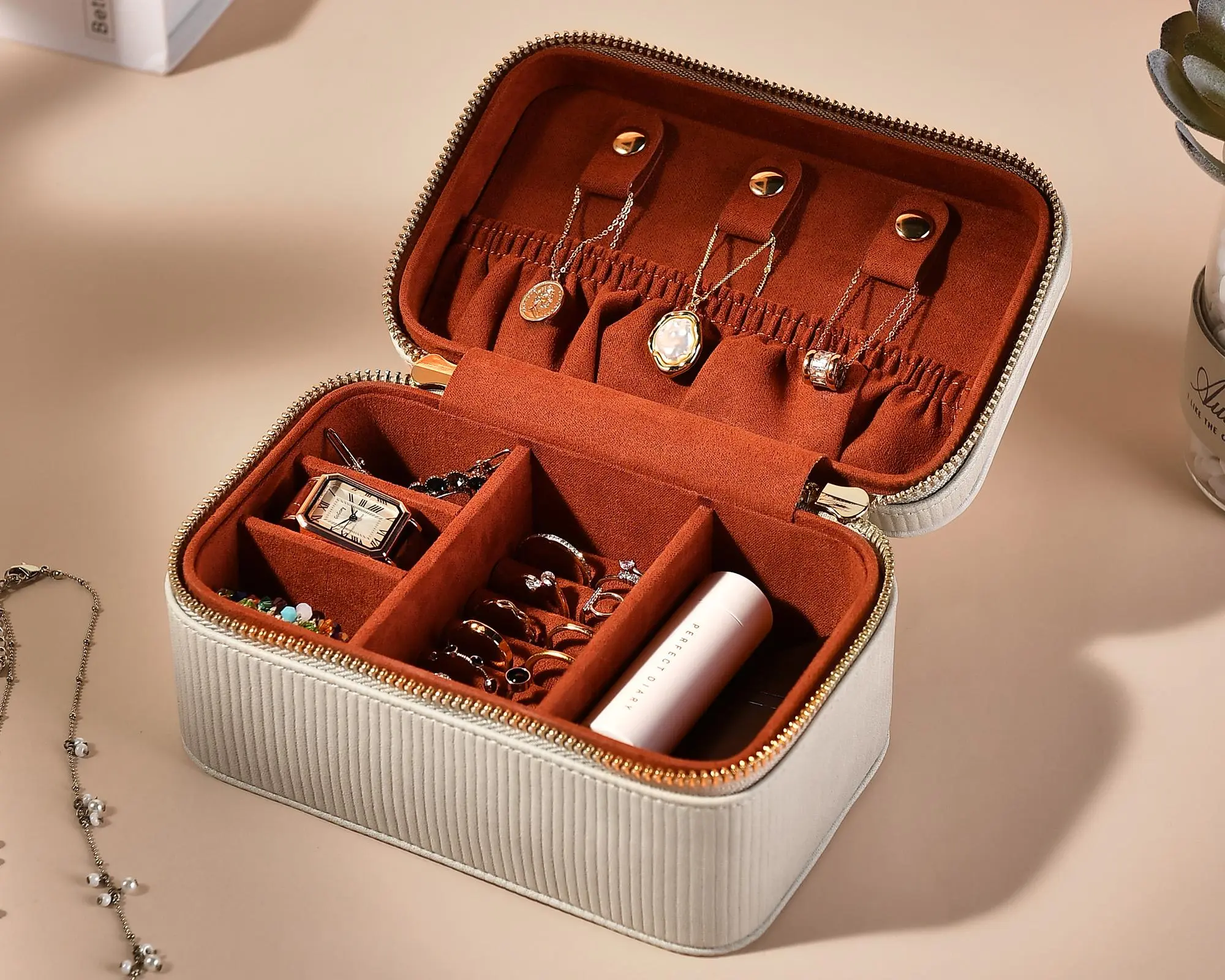 Travel Jewelry Case, Custom Name Jewelry Box Organizer, Wedding Bridesmaid Gifts, Personalized Gift for Her, Mom Birthday Gift, Leather Box
