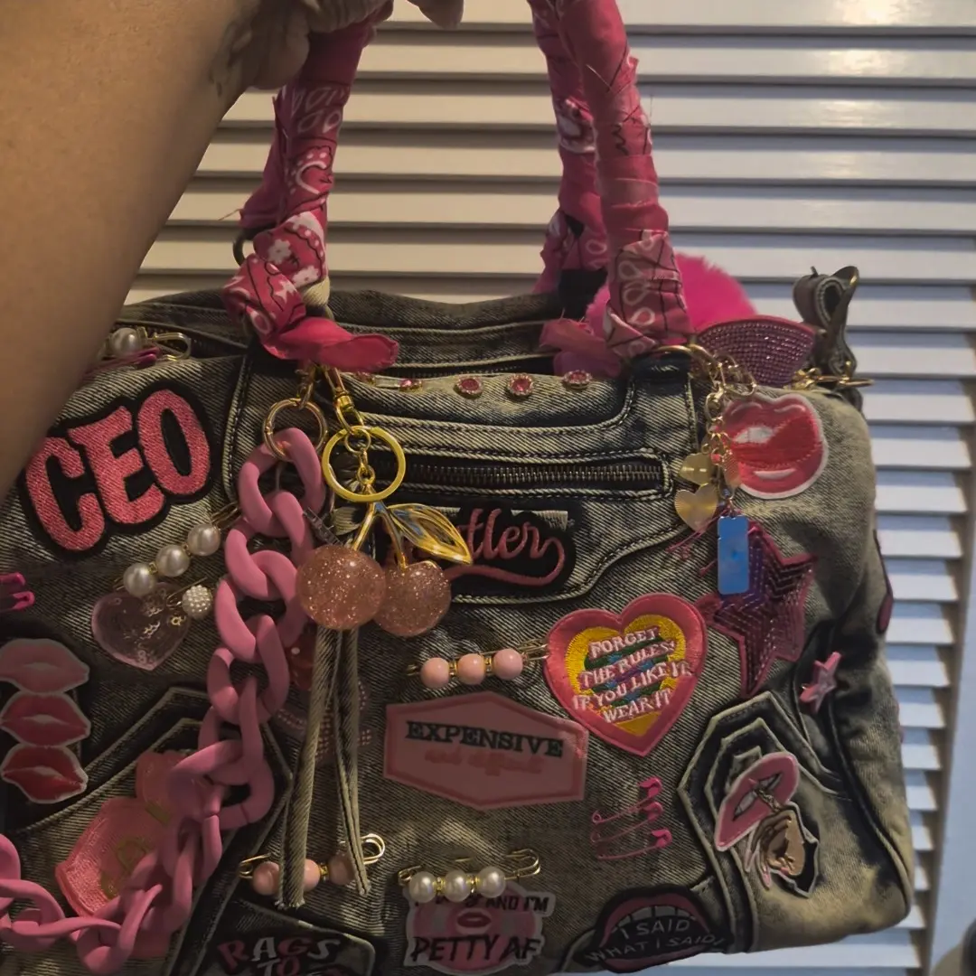 Junk Purse Junk Purse