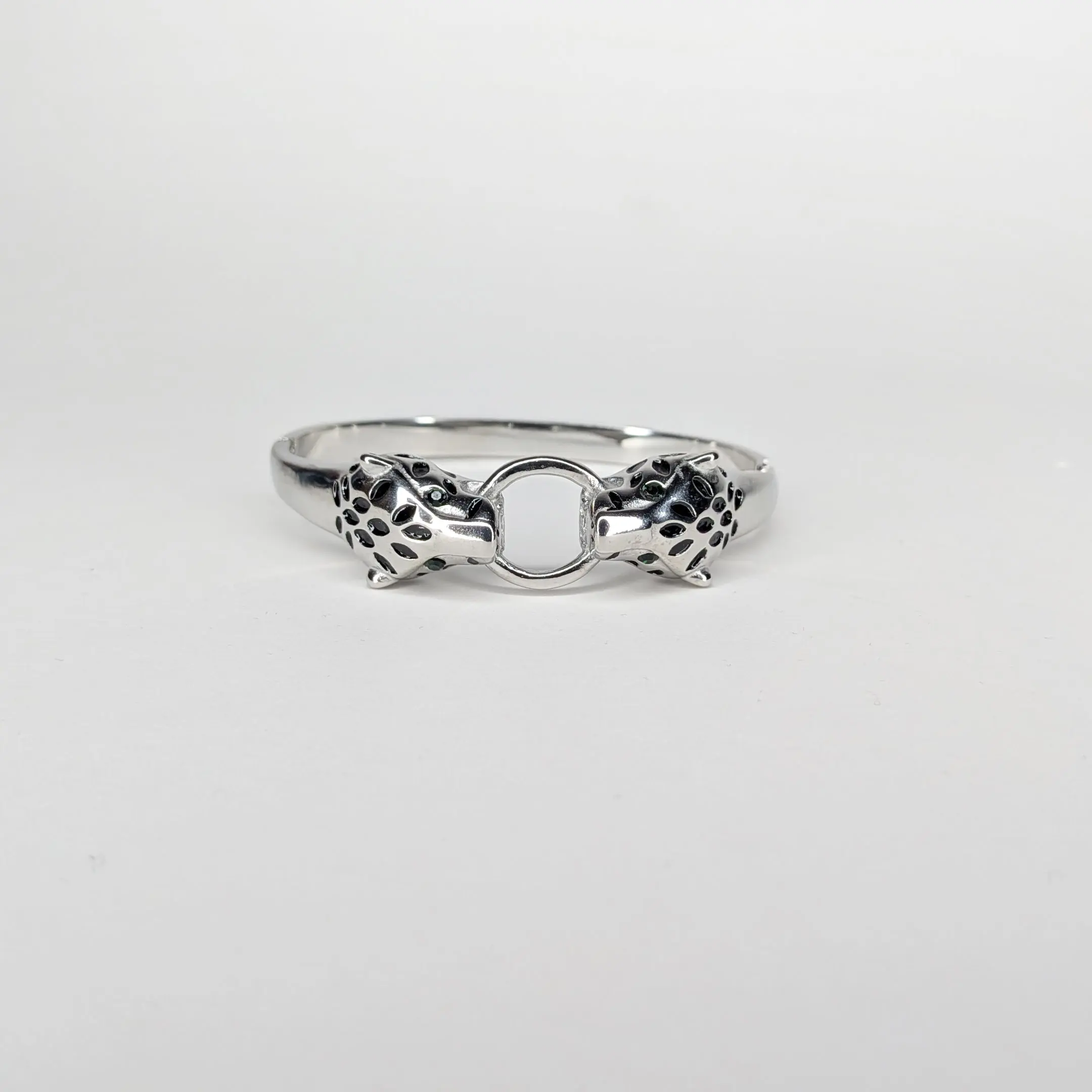 Mía Silver Stainless Steel Panther Bangle (Brazalete)