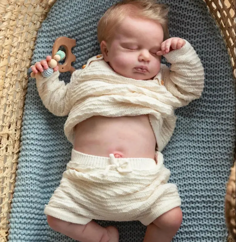 ZaysReborns Realistic Full Body 18" Reborn Doll with Birth Certificate, Baby Bottle, Clothing, and Diaper