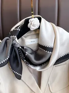 Autumn Winter Fashion Camellia Print Colorblock Scarf Neckwarmer, Perfect for Outdoor Travel Dating Decorative Accessories