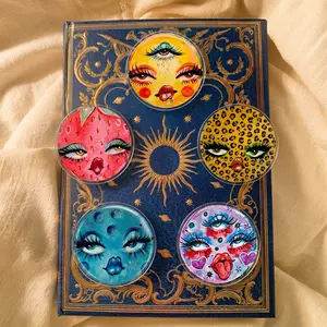 Magnetic Phone Grip Cute Pop Art Face MagSafe Griptok Strawberry Cheetah Moon Aesthetic Phone Holder Stand Trendy Accessory for iPhone Kindle