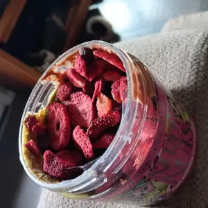 Strawberry Dubai Chocolate Bar Peanut Butter Treat