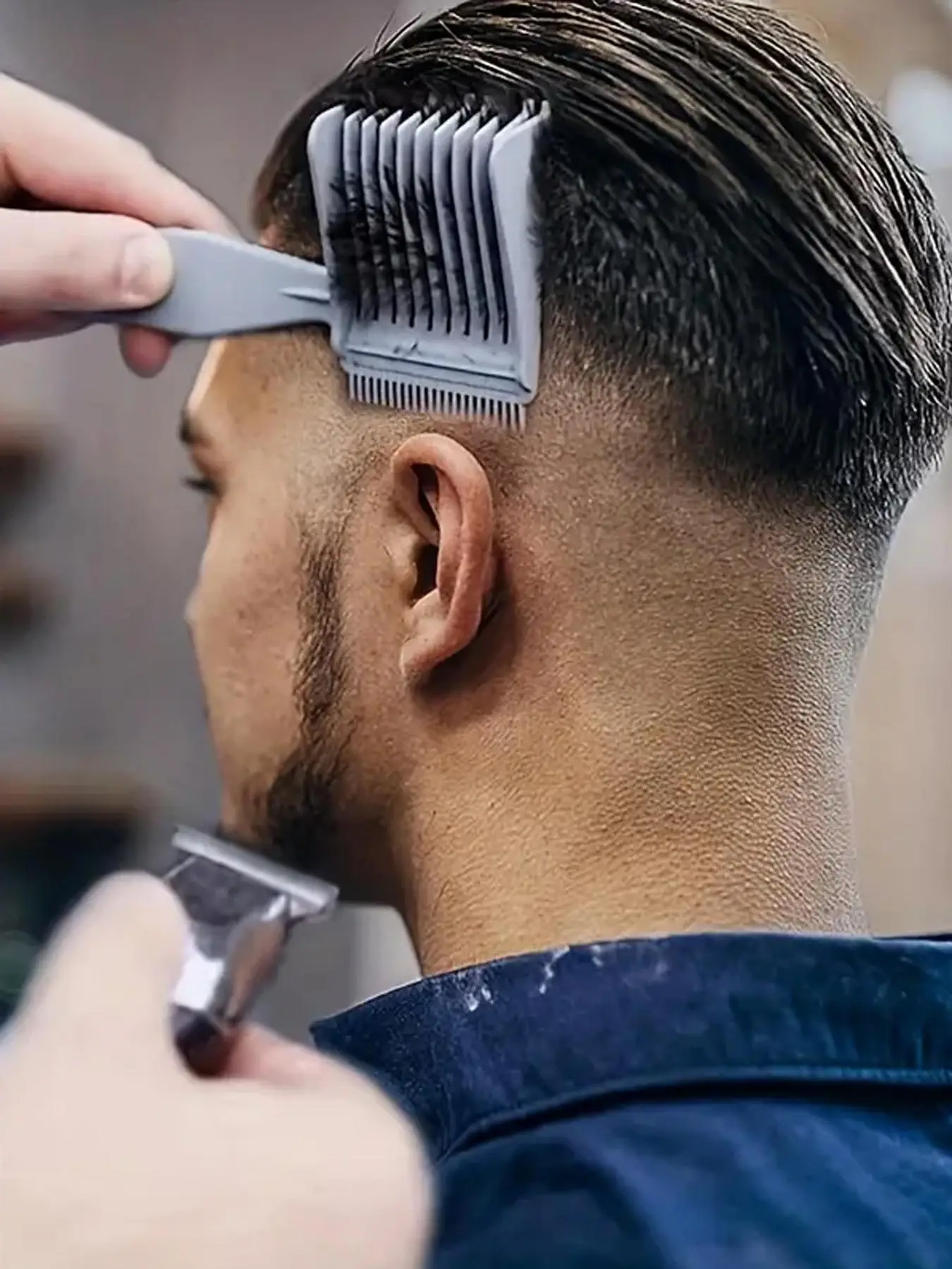 Men's Plastic Long Handle Hair Comb, 1 Piece Hair Styling Comb, Professional Hair Salon Styling Tools for Men