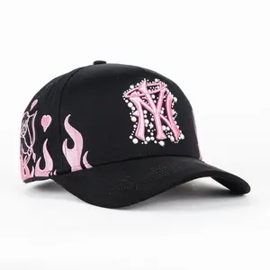 NY Love Gorra 31 Hats with Pink Logo and Flames Design for Stylish Outfits
