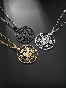 Trendy Stainless Steel Solomon Necklace, Unisex Hollow Out Design, Perfect Gift for Friends and Family, Ideal for Daily Commute