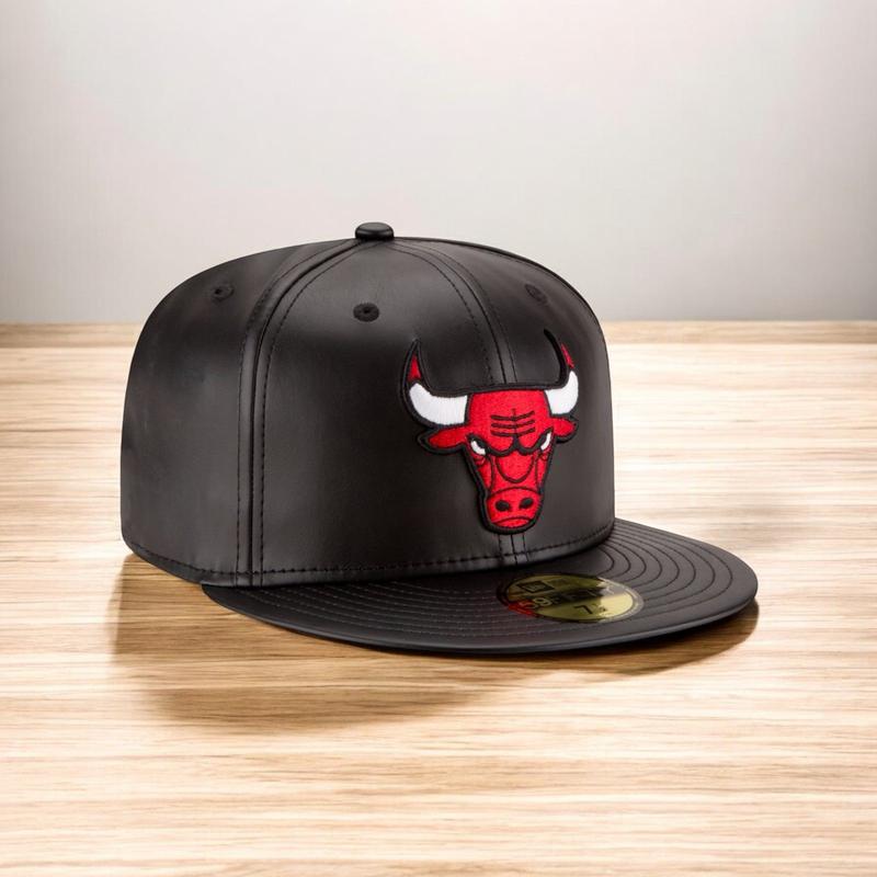 [70344042] Mens New Era NBA 59Fifty Faux Leather Fitted Cap Chicago Bulls