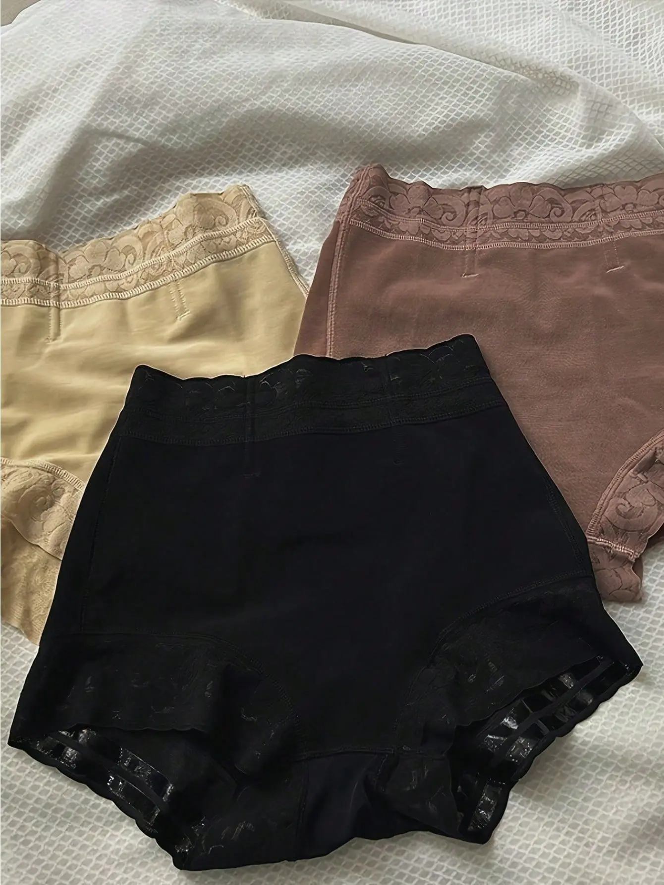 Women High Waist Lace Sculpting Shapewear Shorts, Tummy Control Butt Lifting Smooth Body Shaper Underwear