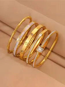 Five piece luxurious and minimalist stainless steel bracelet set, multifunctional fashion accessory, stackable design, suitable for women to wear on the go