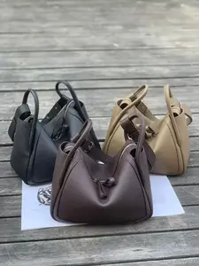 FormaLux | Premium Pebbled Leather Shoulder Bag