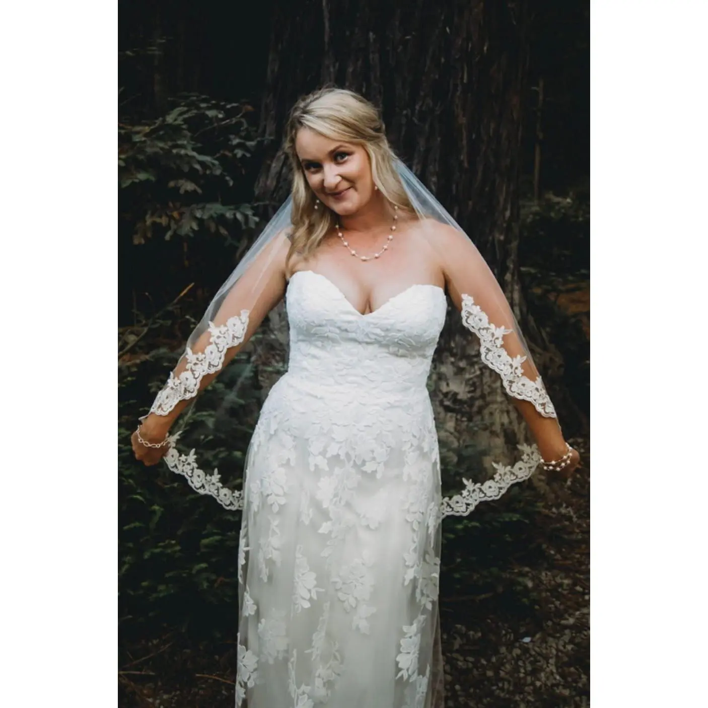 Fingertip Wedding Veil with Classic French Alencon Lace Trim