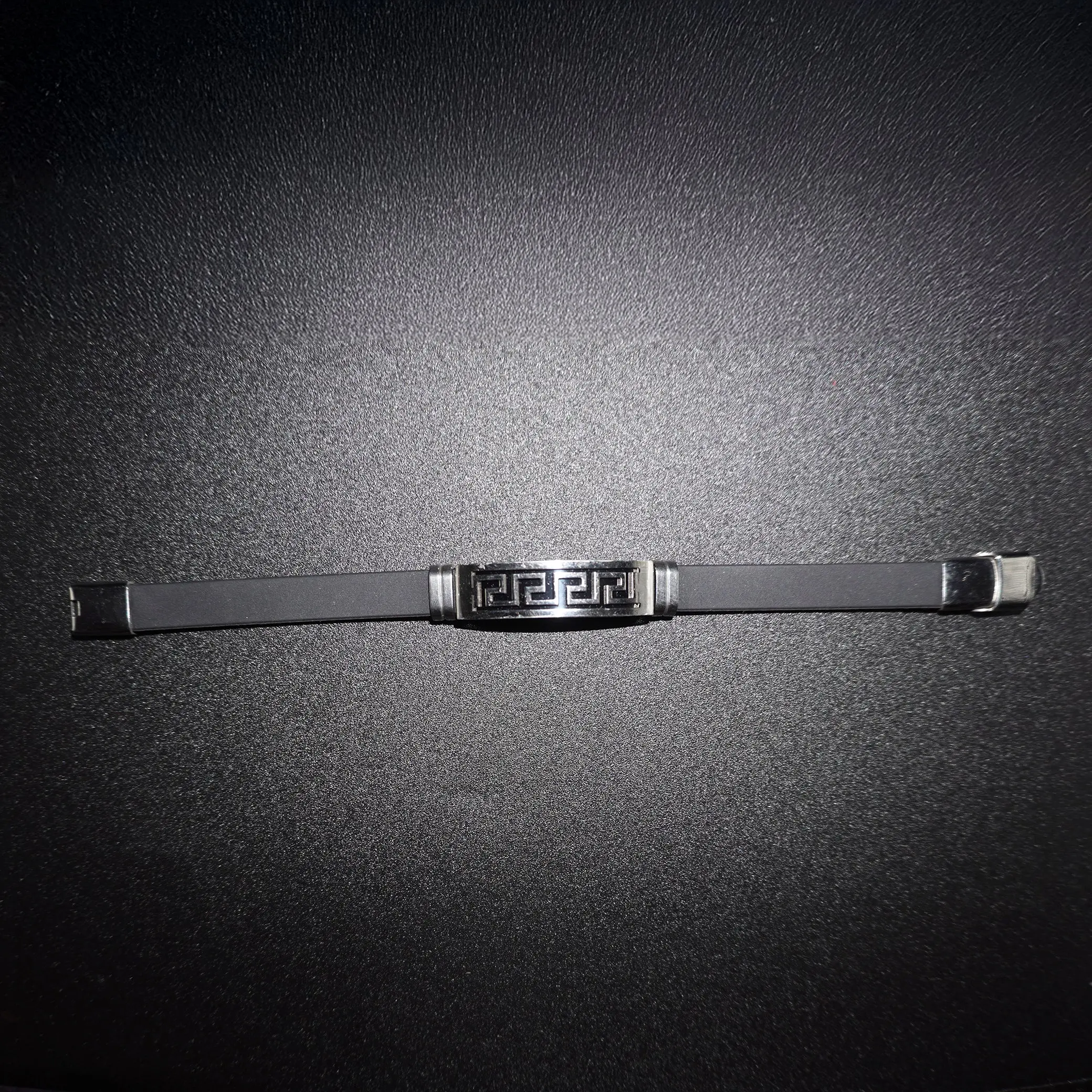 Peruvian Leather Bracelet - Handcrafted with Traditional Metal Clasp