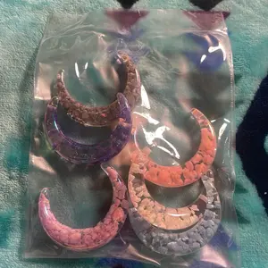 6 Crescent Moons in Vibrant Colors for DIY Projects and Decorative Use