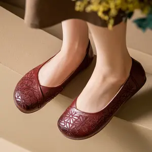 Comfortable Non-Slip Women's Slip-On Pumps - Elegant Floral Embossed Design in Burgundy, Durable PU Cover, Ideal for All Seasons