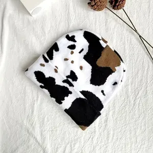 Cow Print Beanie Winter Warm Knitted Hat for Women Men Soft Cuffed Skull Cap Everyday Use Christmas Gifts Unisex