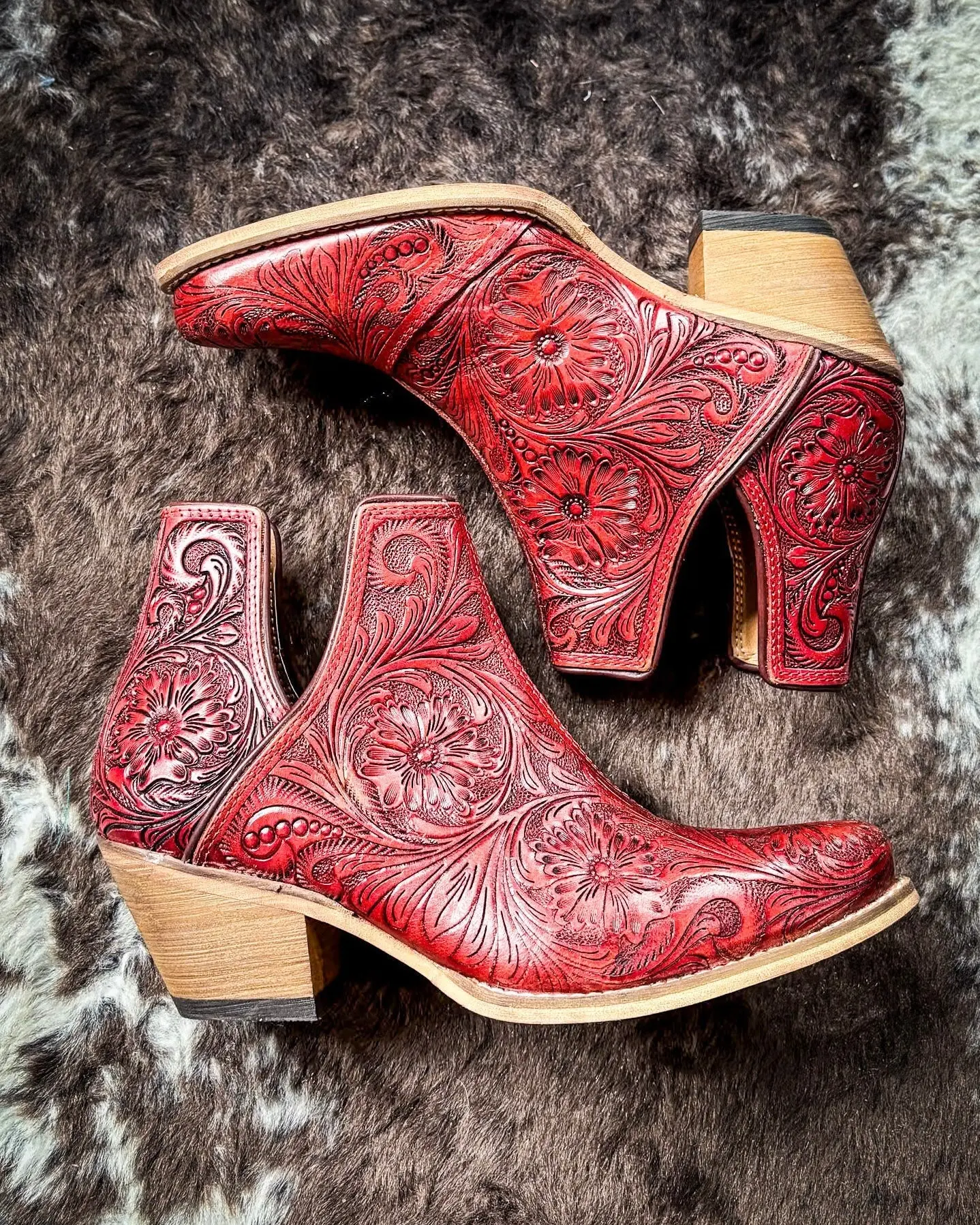 Women's Genuine Leather Western Moxie Booties - Scarlet Myra Bag Footwear for Women