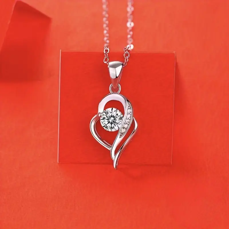 Women's 925 Silver Imitation Moissanite Heart Shaped Fashion Necklace - Diamond Inspired Simple Costume Jewelry Accessory, Heart Shaped Necklace, Diamond Inspired Necklaces