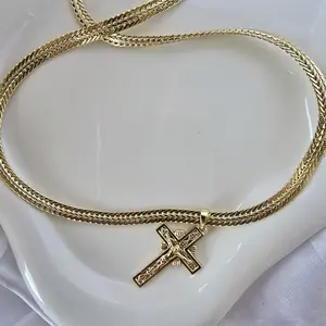 Unisex Gold-Tone Chain 965  Necklace with Cross 1035 Pendant - Simple Design for Everyday Wear