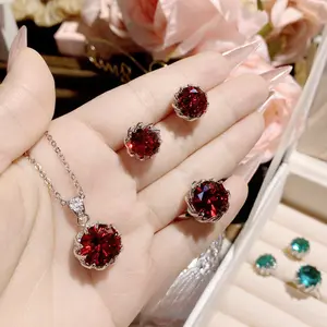 Laboratory-Grown Artificial Gemstones - Red, Yellow, Pink And Purple Diamonds - Set In Rings, Earrings And Necklaces. Ideal Wedding And Birthday Gifts For Ladies.