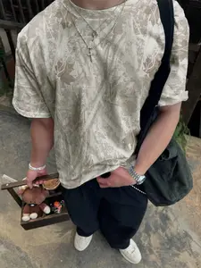 Unisex's Regular Fit All Over Print Short Sleeve Tee, Casual Streetwear Athletic T-shirt for Summer, Unisex Top for Daily Wear, Man