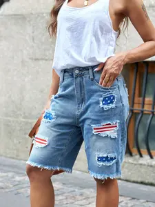 Women's Loose Fit Light Wash Frayed Denim Shorts, Jean Bermuda Shorts, Flag Distressed Bermuda Shorts, Y2K Street Style, Casual Sports Wear, Solid Pattern