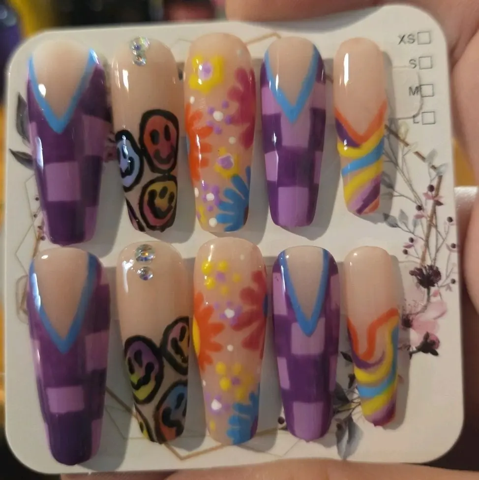 on live nail picking-customize your own nail price
