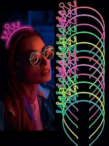 12 Pcs Glow-In-The-Dark Plastic Crown Hairbands, Women's Party Accessories, Perfect for Holidays, Birthdays, Performances, Daily Use, Cartoon Fashion