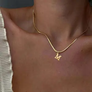 A-Z letter gold-plated stainless steel pendant necklace, women's snake chain initial clavicle necklace, neck jewelry